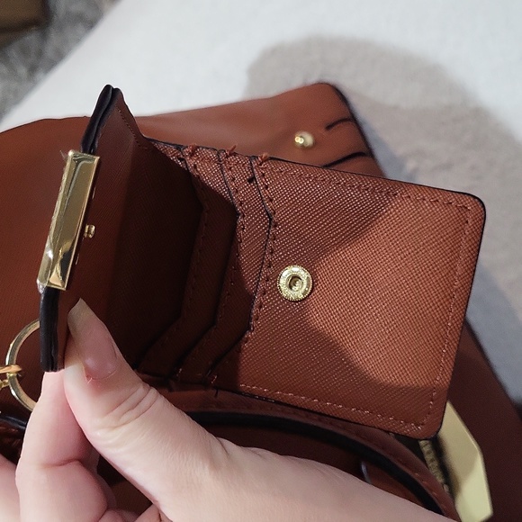 Steve Madden Purse - Picture 6 of 17